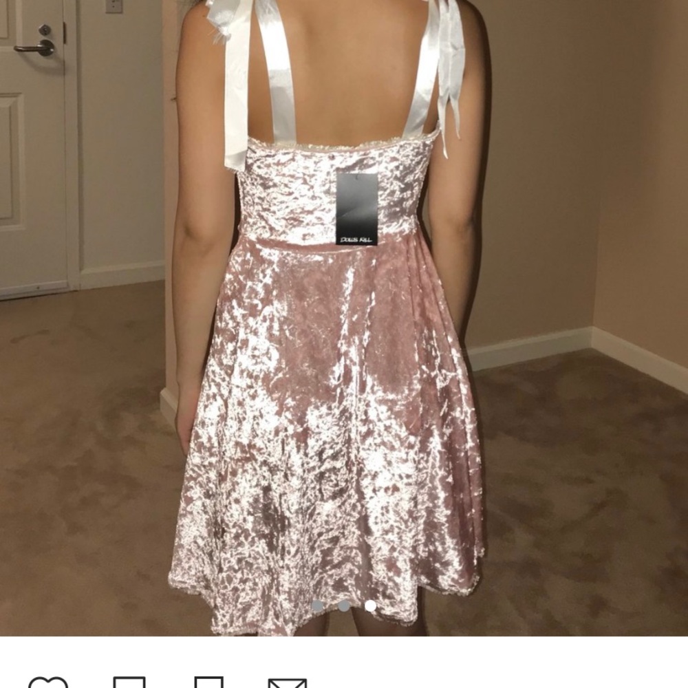 Iso PLEASE HELP! size medium or large